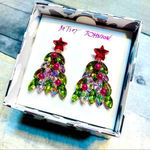 🎄BETSEY JOHNSON: Sweet Merry Christmas Tree Earrings🎄